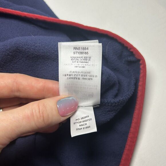 Patagonia Men's Medium Micro D Snap T Navy Blue with Red Pullover Fleece Sweater - Picture 6 of 8